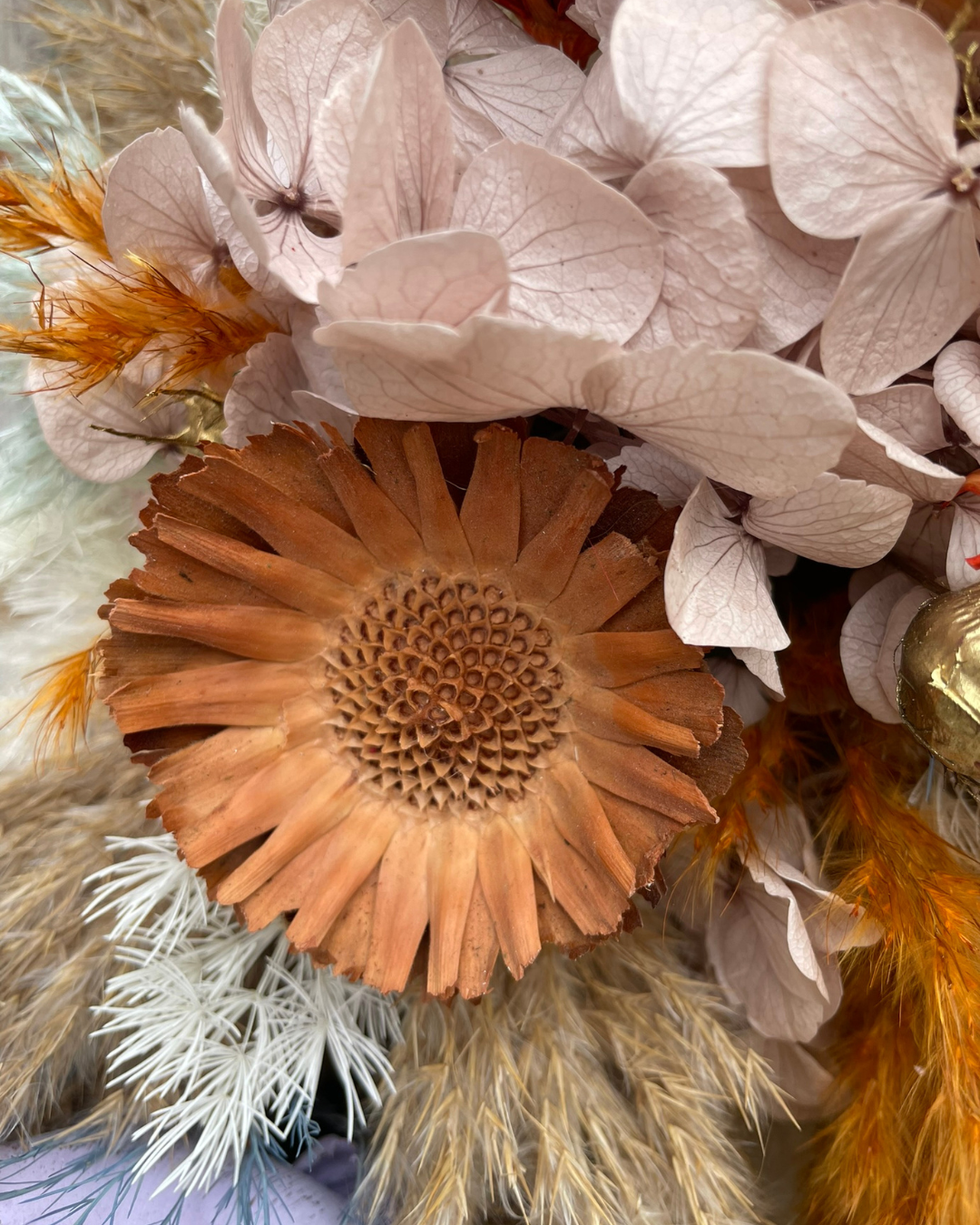 Luxury Dried Flower Wall Hanging