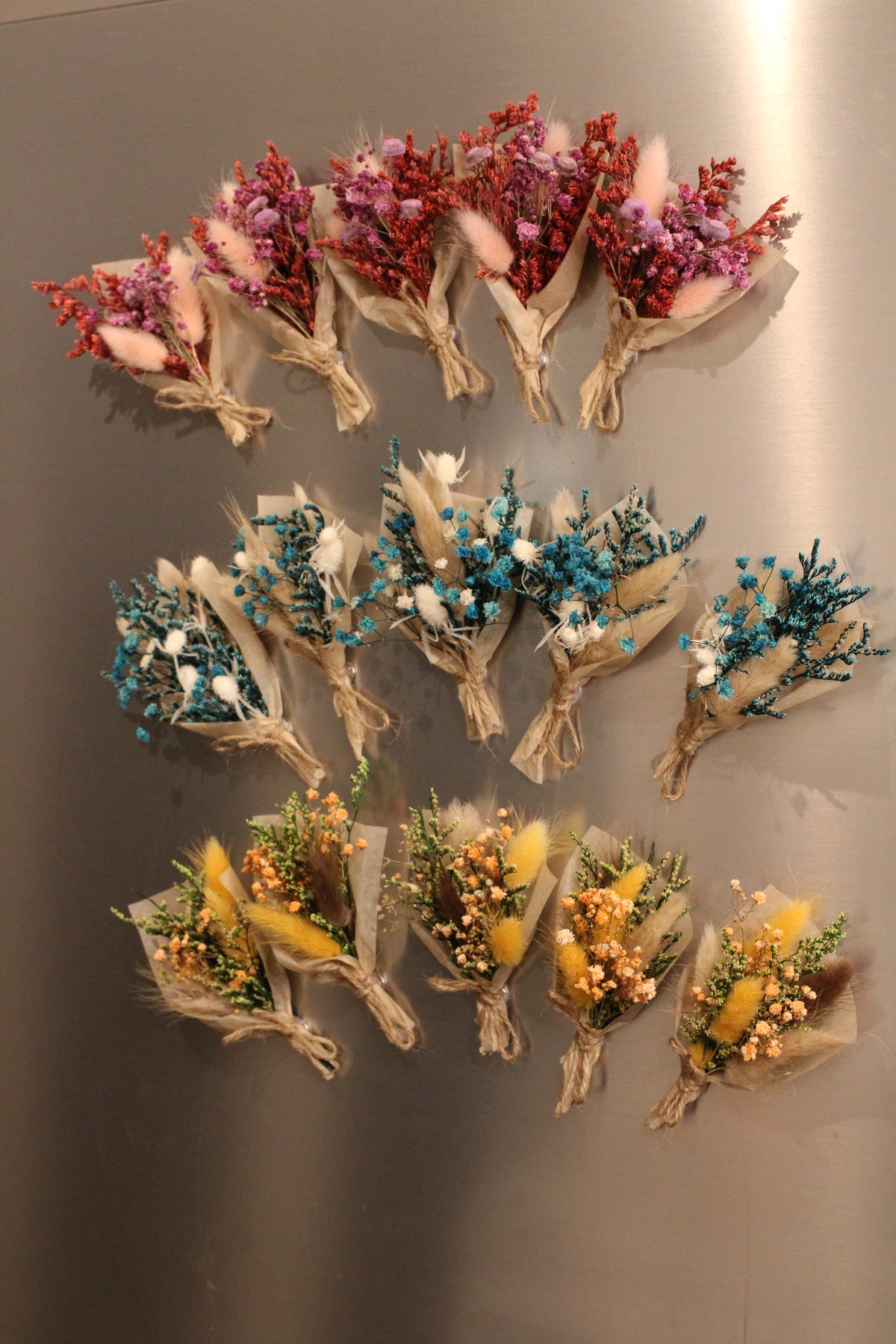 Dried flower magnet