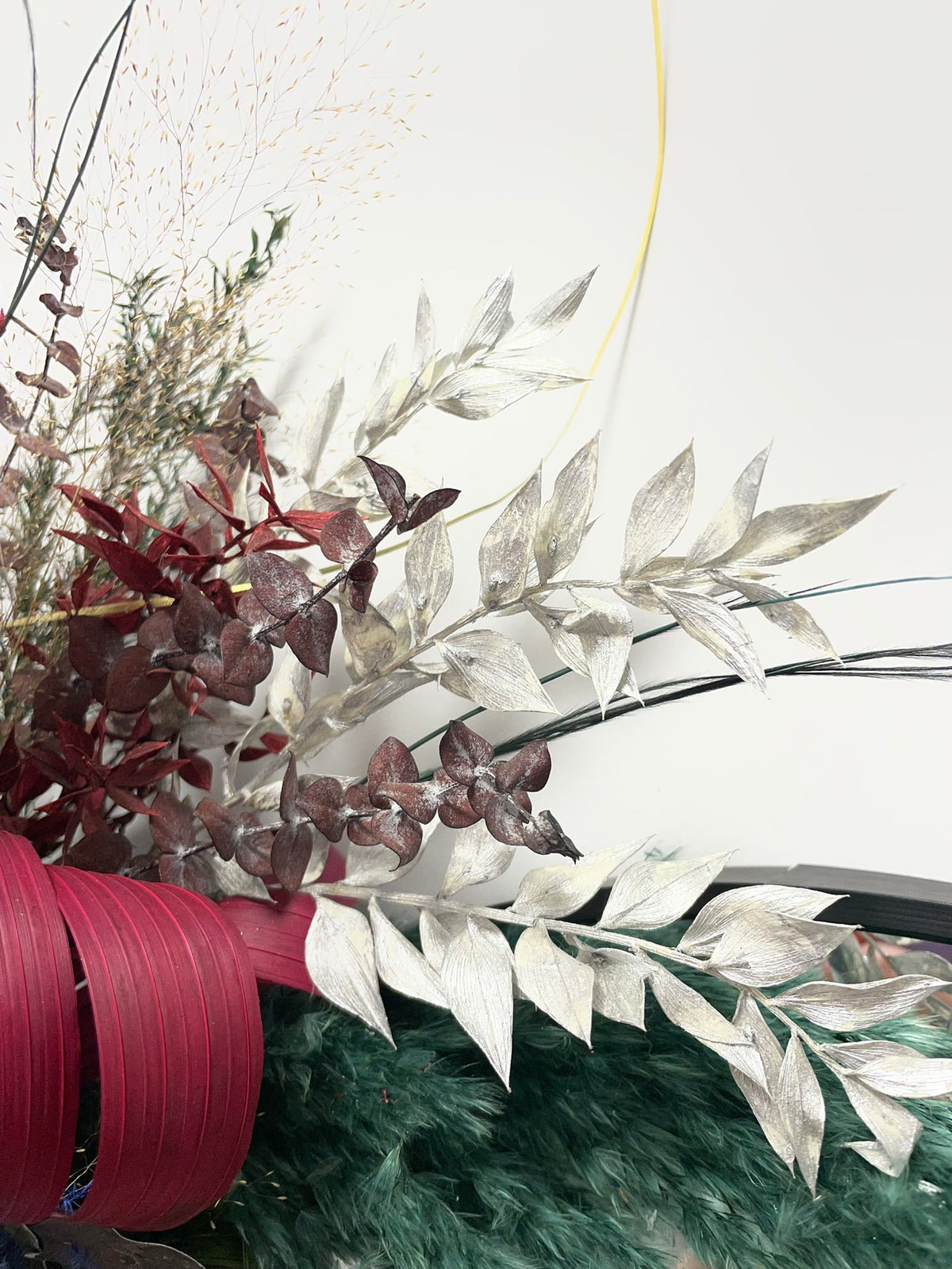 Fantasy Dried Flower Mirror Garland