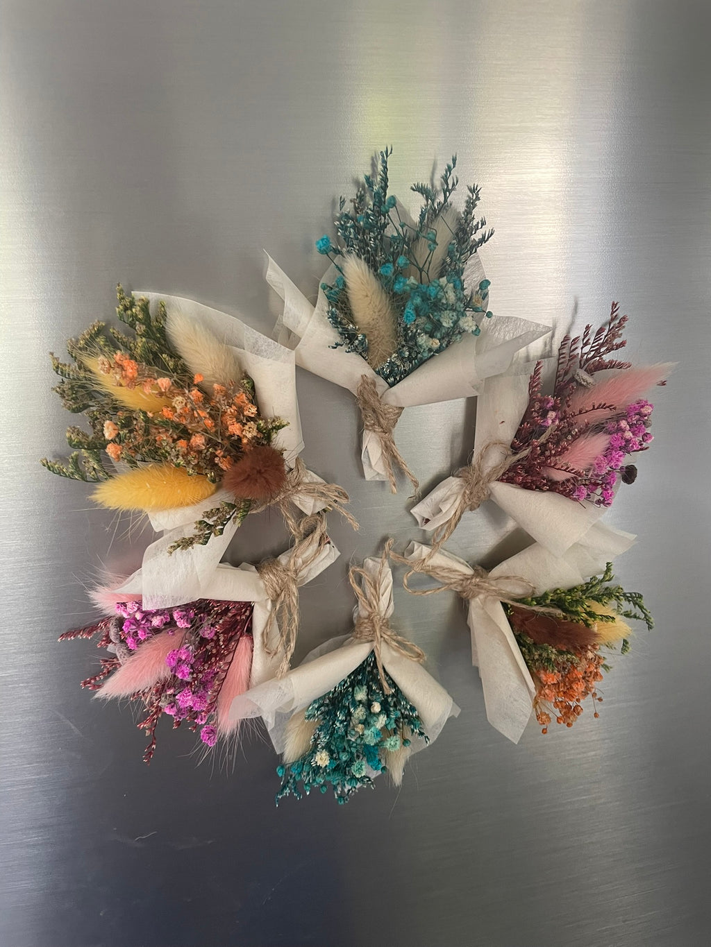 Dried flower magnet
